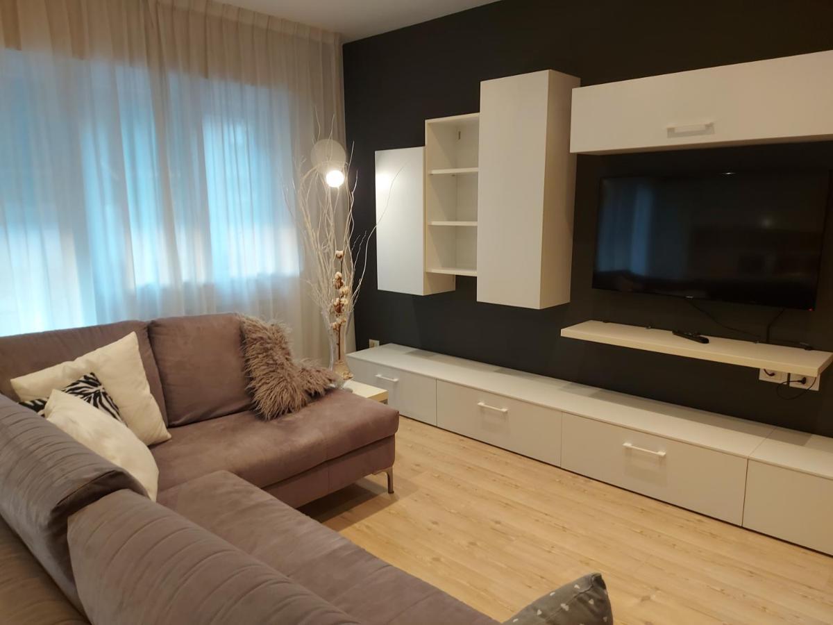 Апартаменти Casa Belle Vacanze Местре Екстер'єр фото